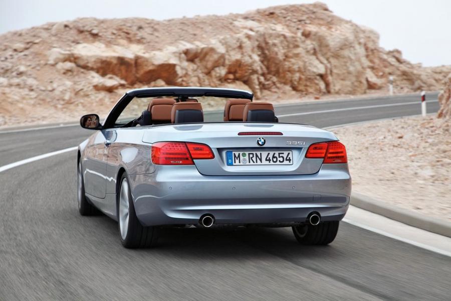  BMW 335i 2011 года  (фото 31 из 37)